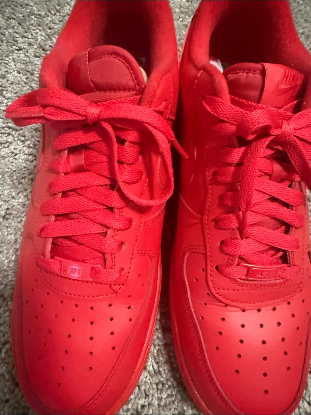 Men's Lace-Up Red Low-Top Sneakers